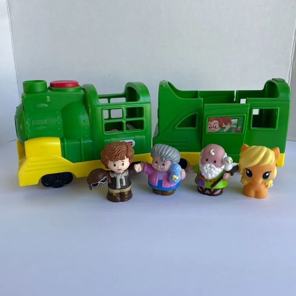 Fisher-Price Little People Train w/ Miscellaneous Figures‎